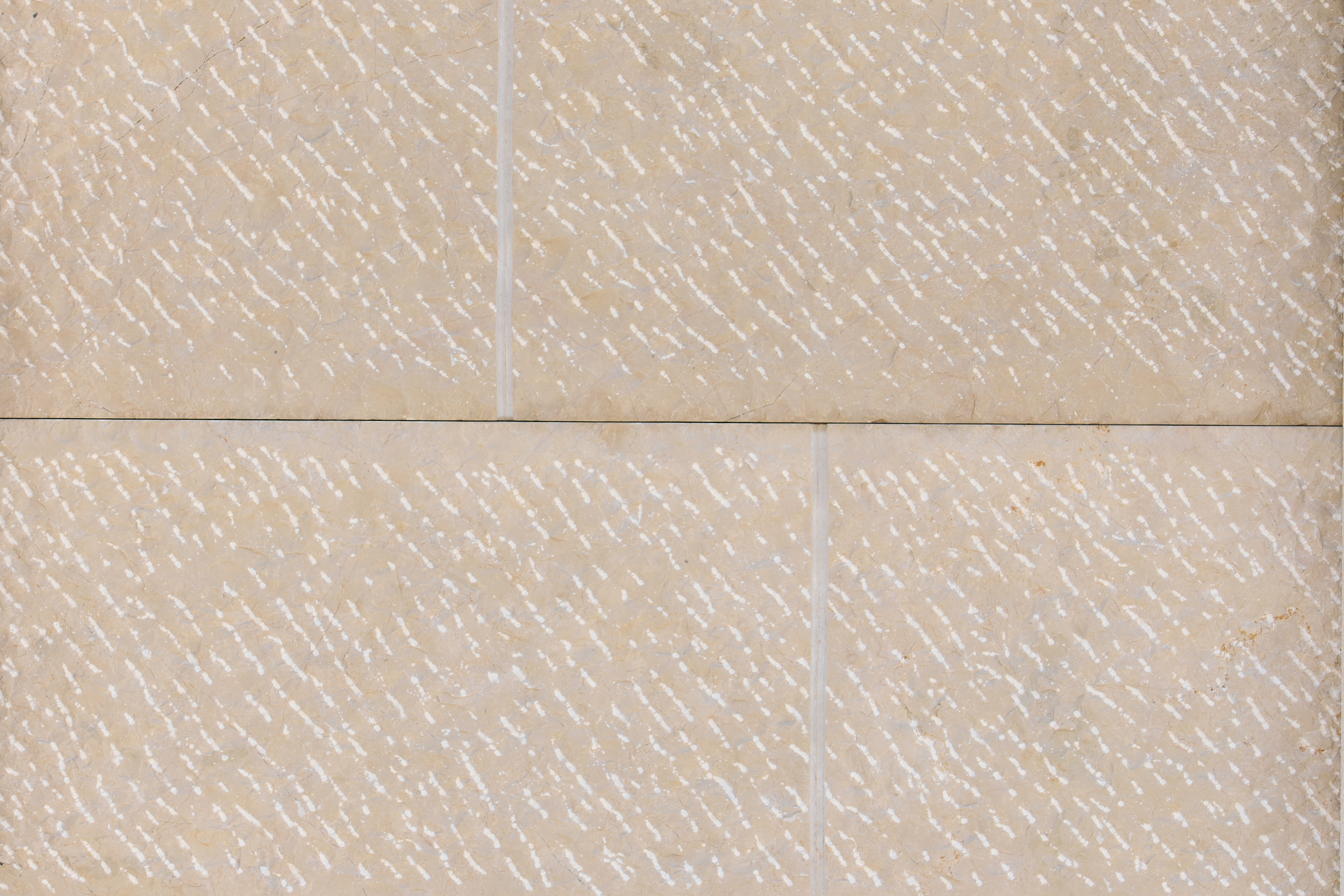 spuntato-grosso-lanzetta-pietra-minervino